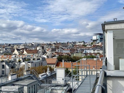 DACHTERRASSE MIT PANORAMBLICK /// NASCHMARKT /// U4