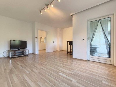 Geräumige 3-Zimmer-Wohnung mit Loggia in ruhiger, grüner Lage - Perfekte Raumaufteilung - Neue Küche!