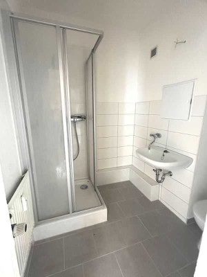 Singleapartment zum verlieben! Dusche + Aufzug + Balkon
