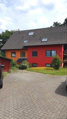 Charmante ETW mit sep. Eingang, gr. Gartenparadies, Wintergarten u.v.m in Toplage von Wit-Heven