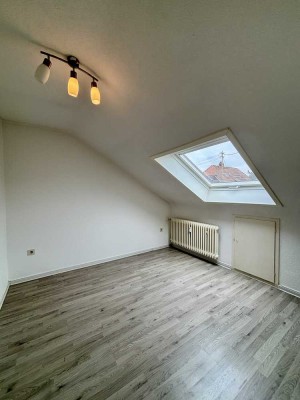Ab sofort: 2 Zimmerwohnung in Fellbach Öffingen!