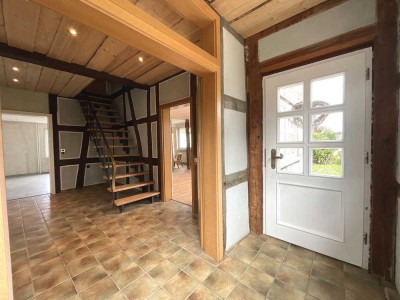 Historisches Wohnjuwel mit Charme und Platz ca 340m² – saniertes Fachwerkhaus   bei Waldeck