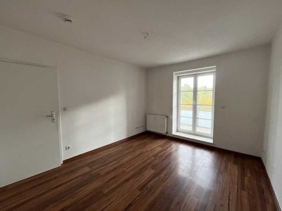 Wir sanieren und du kannst studieren!