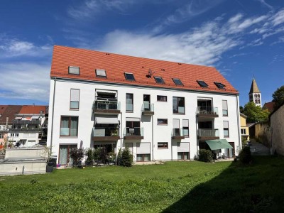 Altstadtwohnen - 2-Zimmer mit Balkon und Aufzug in Isny - Einbauküche - Neuwertig