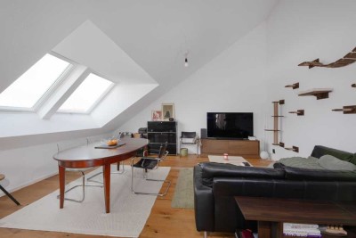 Ihr neues Zuhause: stilvolle 3,5-Zimmer-Wohnung mit Balkon und toller Aufteilung in KfW-55-Haus