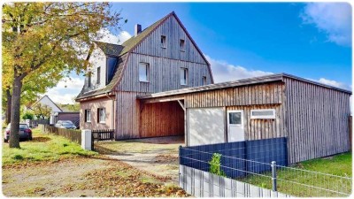 Lehrte-Röddensen: Perfekt für Familien – 2 Wohnungen auf 3 Etagen laden zum gemeinsamen Leben ein!