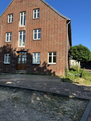 Renovierte 3,5-Zimmer-Wohnung mit Balkon in Waldfeucht