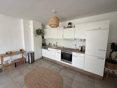 Moderne 3 Zimmer Wohnung mit Garten in Grünruhelage zu vermieten!