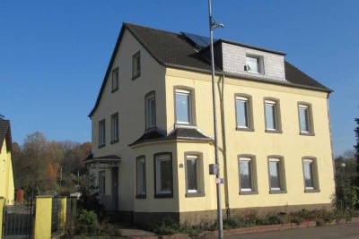 möblierte 4 Zimmer-Wohnung in LEV-Schlebusch