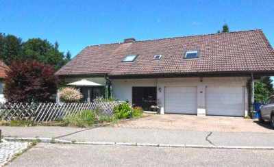 Praktische 1-Zimmer-Dachgeschosswohnung mit Balkon – funktional und ruhig gelegen