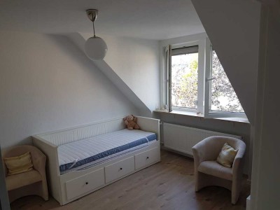 Freundliche, helle, zentralgelegene 1 Zimmer Wohnung