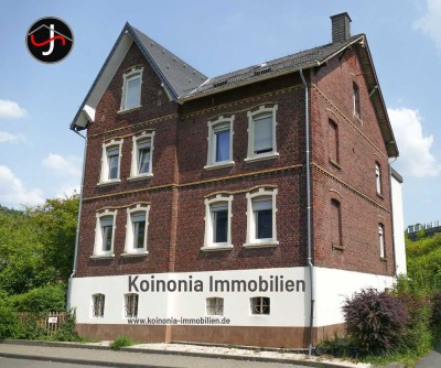 Mehrfamilienhaus in zentraler Lage von Niederschelden