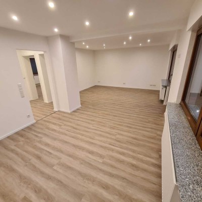 Frisch sanierte 3,5 Zimmer 0G - Wohnung in Mannheim Friedrichsfeld