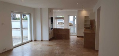 Doppelhaushälfte Haus modern hell Balkon Terrasse 155qm 5 Zimmer ruhige Lage zentral