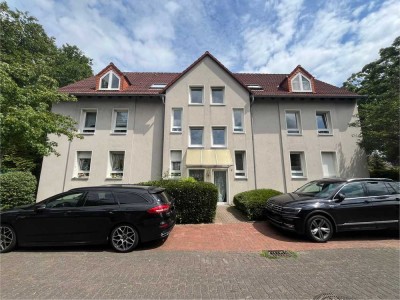 Unser Sommerangebot: Tolle, komplett renovierte 3,5 Raum Dachgeschoßwohnung mit Balkon!