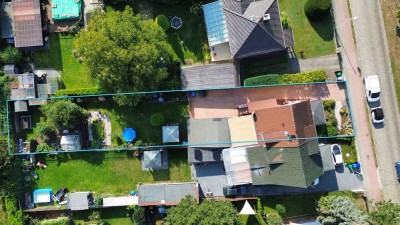 Gemütliche Doppelhaushälfte – Ihr Gartenparadies inklusive