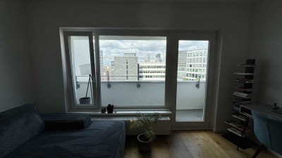 Exklusive 2-Raum-Wohnung mit gehobener Innenausstattung mit Balkon in Berlin Tiergarten