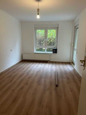 Helle 2-Zimmer Erdgeschoßwohnung mit Terrasse in Velten