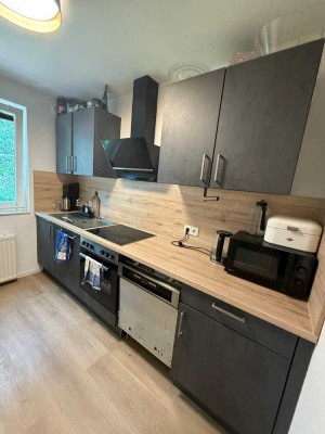 Sanierte 3-Zimmer Wohnung mit Terasse und Carport in Hamburg-Sinstorf