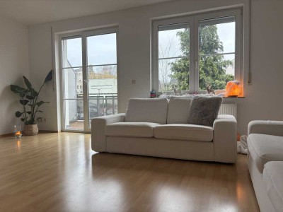 Schöne helle 3-Raum-Wohnung zu vermieten Stadtmitte