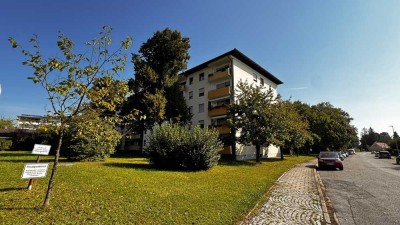 ... AIGNER - renovierte Wohnung im 3.OG mit neuer EBK in ruhiger Lage im Norden Mühldorfs ...