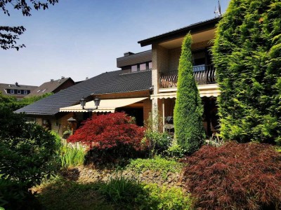 Architektenvilla in begehrter Bestlage von Bergisch Gladbach