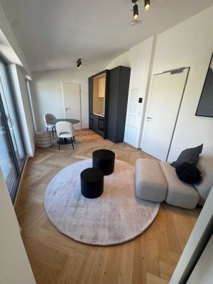 Neubau Erstbezug 2-Zimmer DG-Wohnung