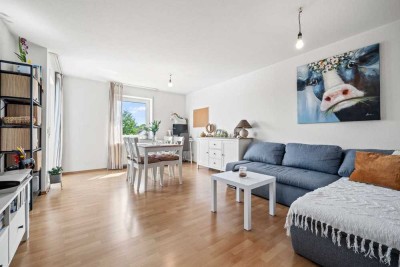 Top gepflegt! Attraktive 2,5 Zimmer Eigentumswohnung mit Südbalkon