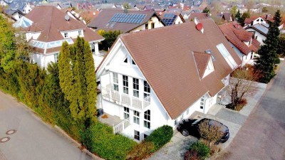 Modernes Haus mit vielen Extras in bester Lage von Nesselried