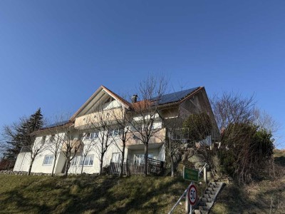 Viel Platz für die Familie – Komfort und Energieeffizienz inkl. Einliegerwohnung in Traumlage!
