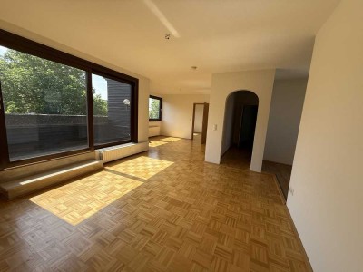 Attraktive 3,5-Zimmer-Dachgeschosswohnung mit Balkon & offener Wohnküche