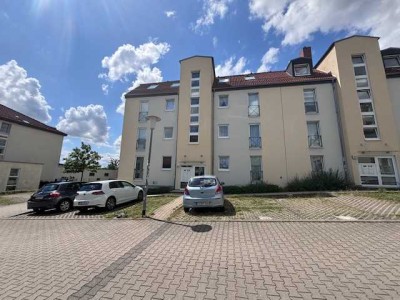 Helle und freundliche 2 Raumwohnung mit Balkon im 1.OG und mit Stellplatz