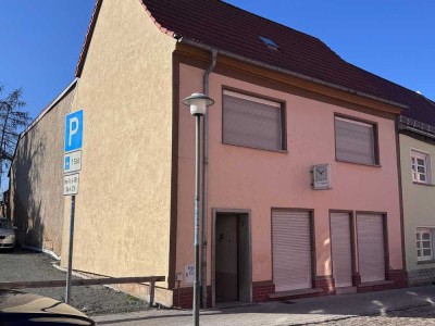 NEUER PREIS!! Wohn- und Geschäftshaus in Hohenmölsen