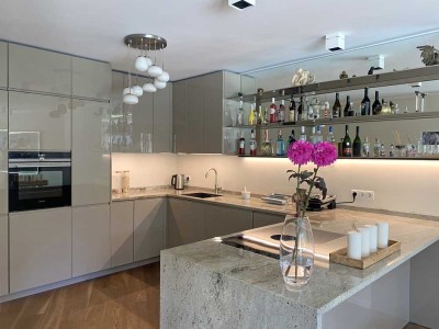 Luxuriöse Maisonette-Wohnung, A+ Haus, mit Fahrstuhl,  großer Süd-Terrasse und -Balkon, Courtagefrei