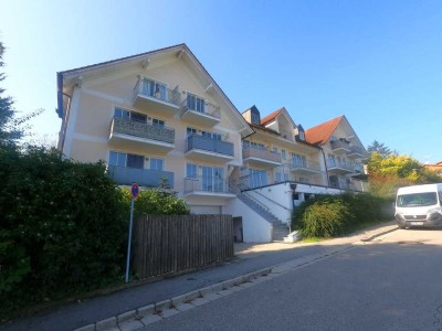 Hübsches Apartment mit Balkon, teilmöbliert