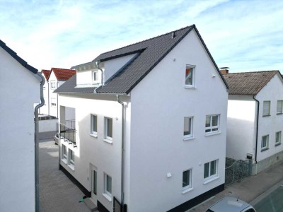 SCHWIND IMMOBILIEN - modernes 2-Familienhaus in ruhiger und gewachsener Lage