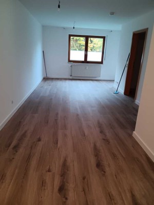 Renovierte 3-Zimmer Wohnung in Metzingen.
Top Lage, 100m vom Outlet 

1100 € - 65 m² - 3.0 Zi.