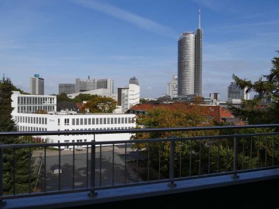 Südviertel - Schöne TOP-Sanierte 2-Raum-Wohnung mit Balkon und Einbauküche