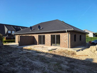 Moderne, barrierefreie Doppelhaushälfte in Friedeburg – Bezugsfertig ab dem 01.10.2025