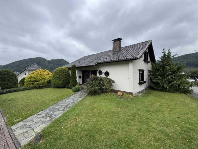 Einfamilienhaus in Marsberg/Beringhausen mit schönem Ausblick und großen Garten