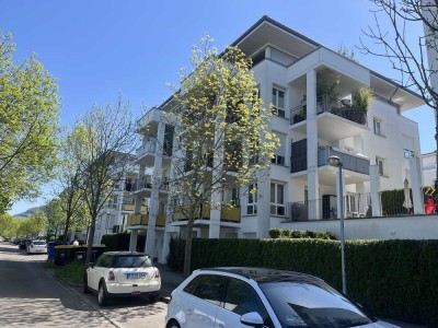 Geschmackvolle, gepflegte 2-Zimmer-Wohnung mit Einbauküche in Reutlingen