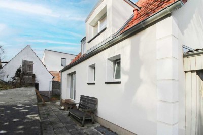 Zukünftiges Familienidyll mit Garten, Garage und Carport in naturnaher Lage