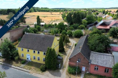 Großes Haus, großes Grundstück, großes Potenzial - Zweifamilienhaus mit Nebengebäude