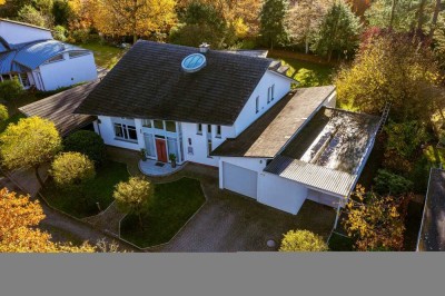 Architektenhaus auf Traumgrundstück in ruhiger Lage