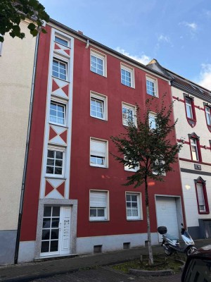 Frisch renovierte Wohnung an der Jahrhunderthalle