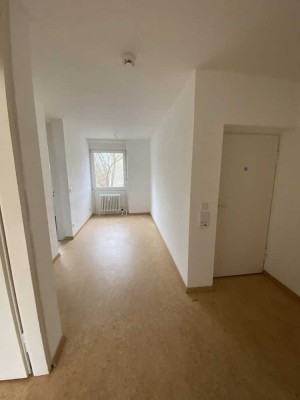 Renovierte, großzügige 4 Zimmer Wohnung Nähe Frankencenter ab Februar 2025!!