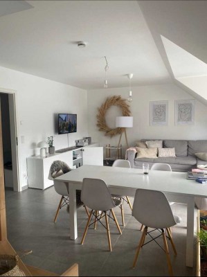 Gehobene & Top-moderne 4-Zimmer-Wohnung mit 16 m² Nutzfläche – clever geschnitten!