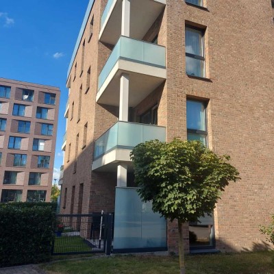 Service-Plus-Wohnen: Barrierefreie, moderne, großzügige, lichtdurchflutete 2-Zimmerwohnung mit EBK