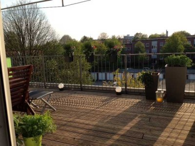 TRAUMHAFTE PENTHOUSEWOHNUNG- 4 Zi. - Maisonette -super ruhig und sonnig