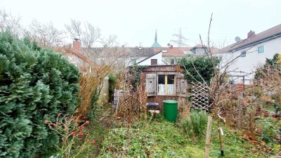 BESICHTIGE JETZT! Sehr schönes Haus mit Garten in der WALDKOLONIE zum HANDWERKERPREIS!